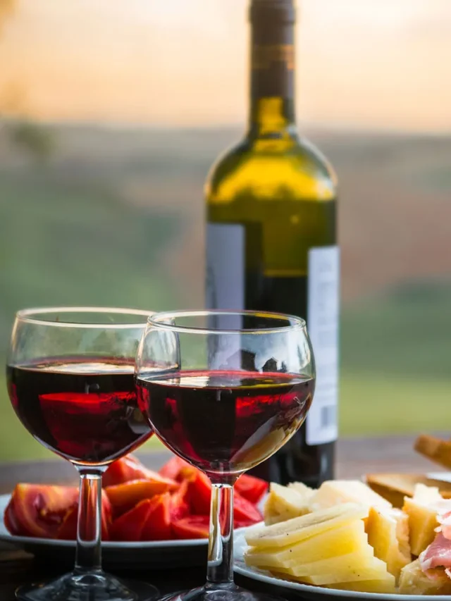 8 Perfect Sweet Red Wines for Your Next Celebration